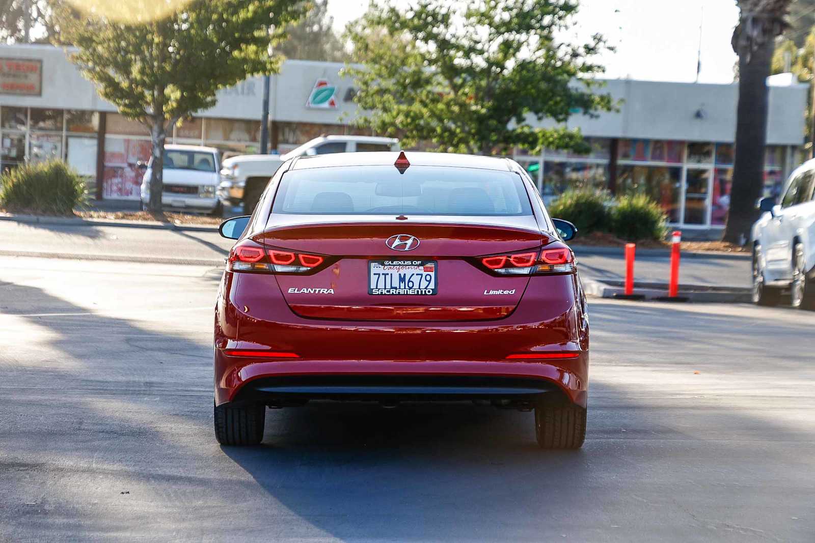 Thumbnail: 2017 Hyundai Elantra - 3