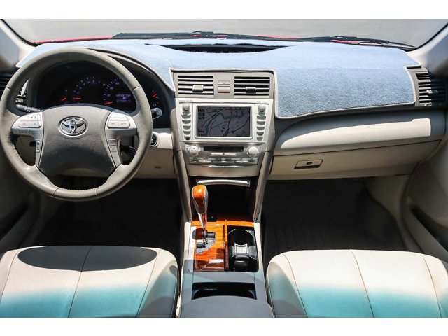 2010 Toyota Camry XLE 11