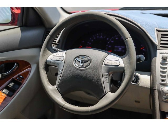 2010 Toyota Camry XLE 14