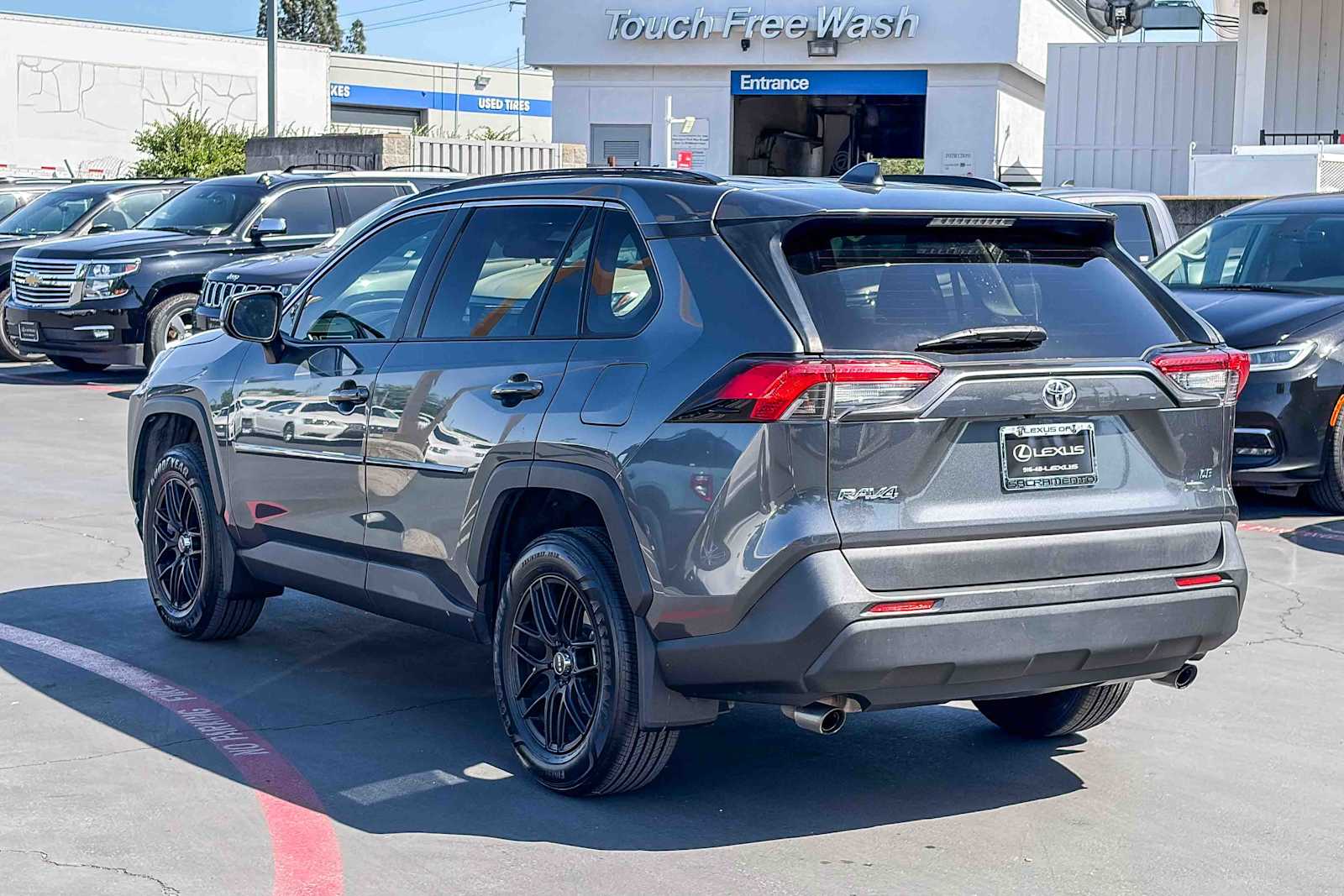 Thumbnail: 2019 Toyota RAV4 - 2