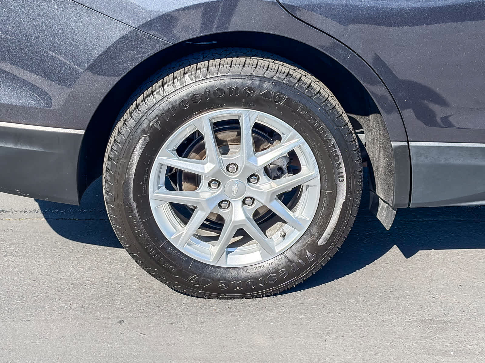 Thumbnail: 2022 Chevrolet Equinox - 10