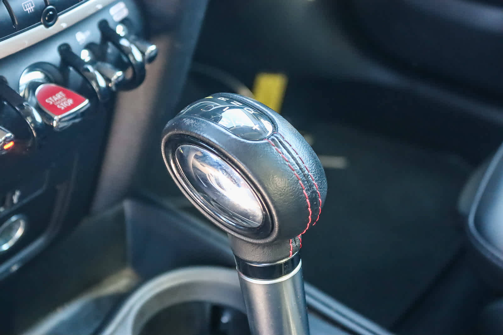 Thumbnail: 2019 MINI Cooper Countryman - 19