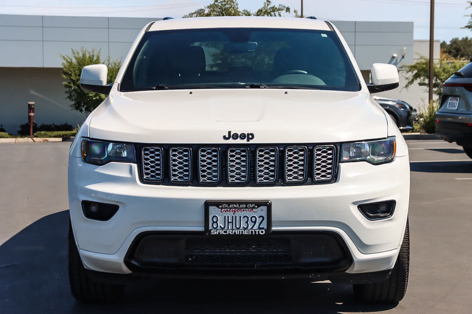 Thumbnail: 2019 Jeep Grand Cherokee - 6