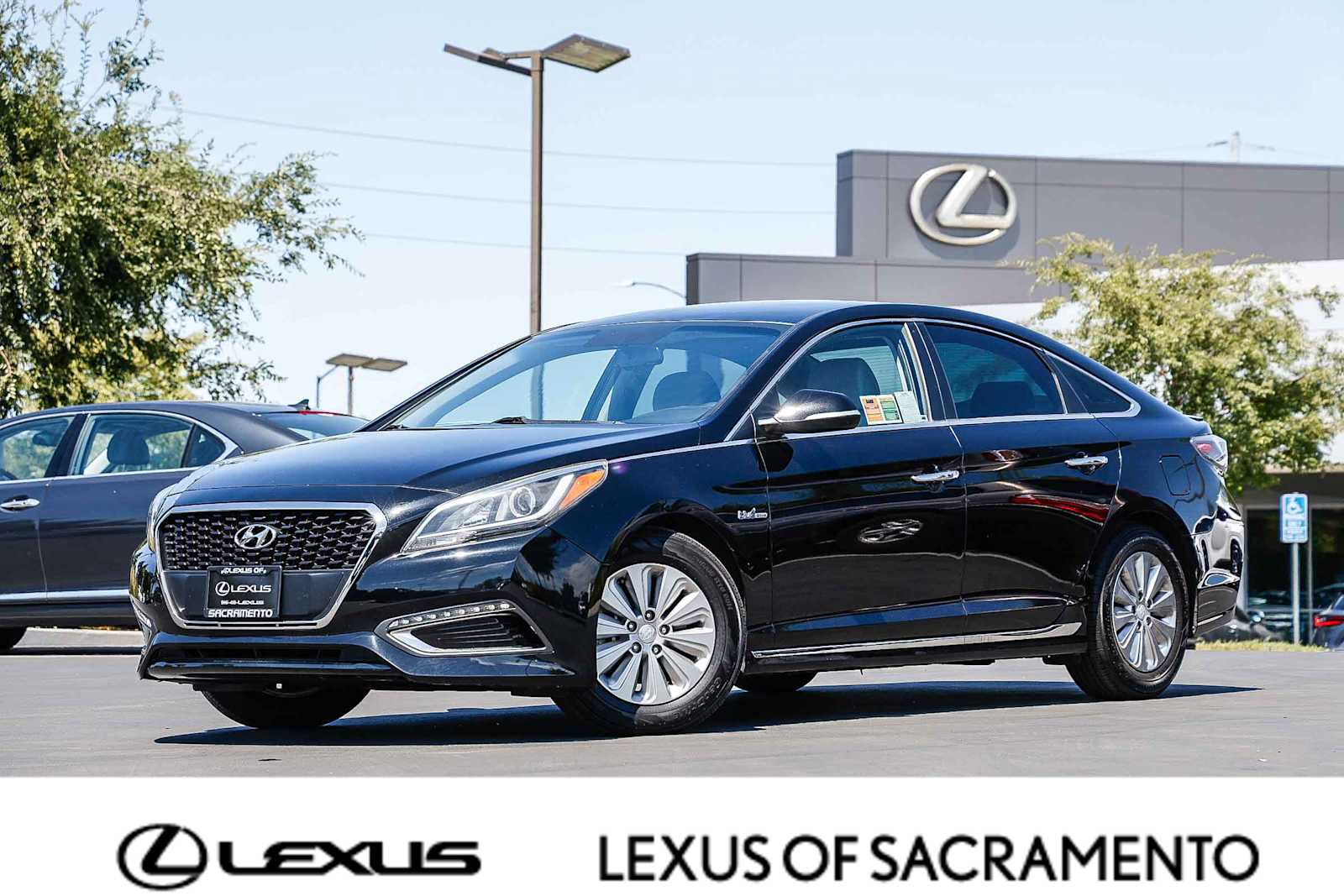 Thumbnail: 2017 Hyundai Sonata - 1