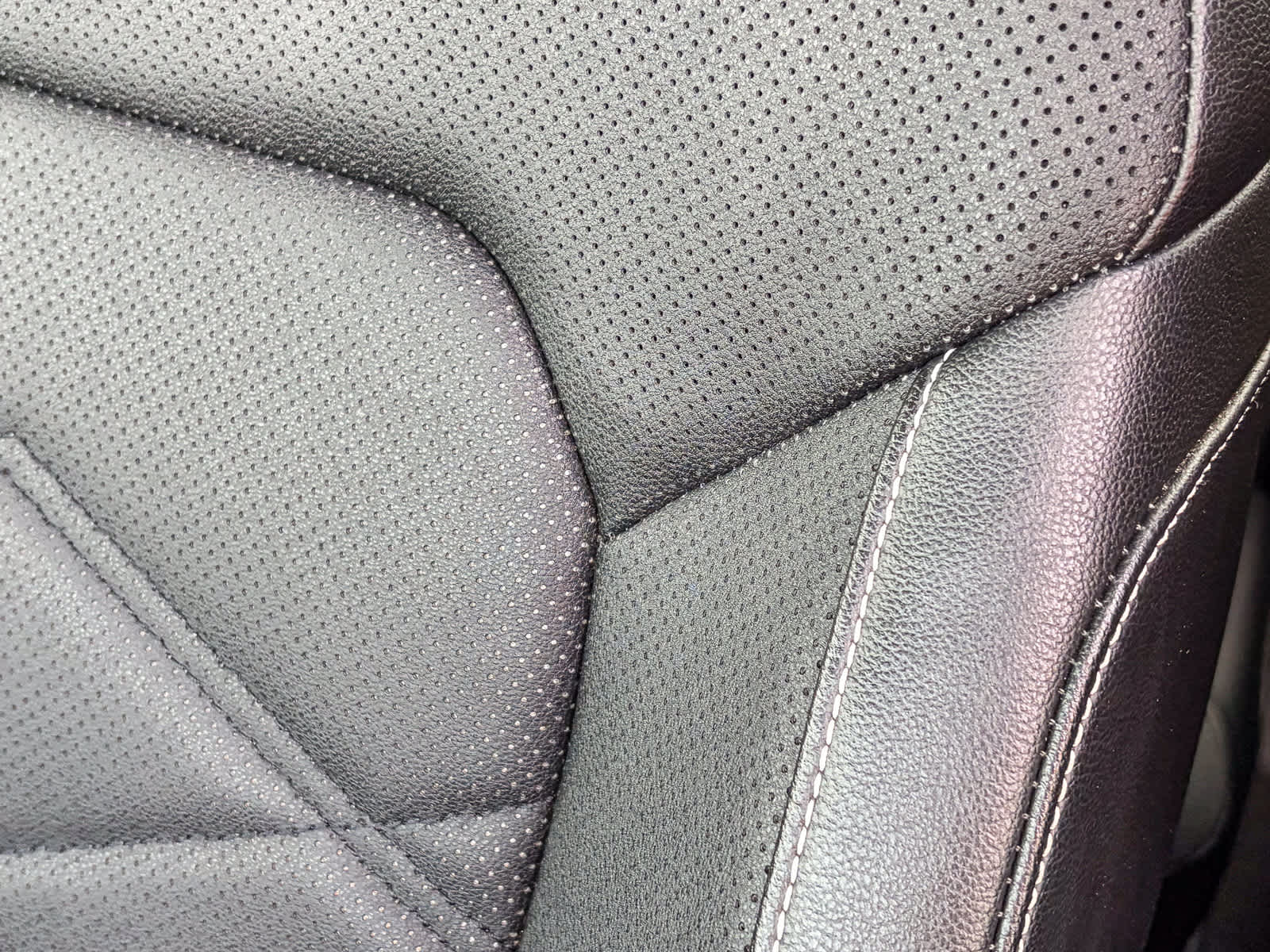 Thumbnail: 2024 Volkswagen Atlas - 24