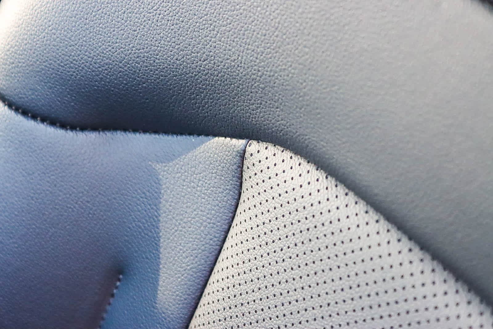 Thumbnail: 2023 Kia Sportage - 23