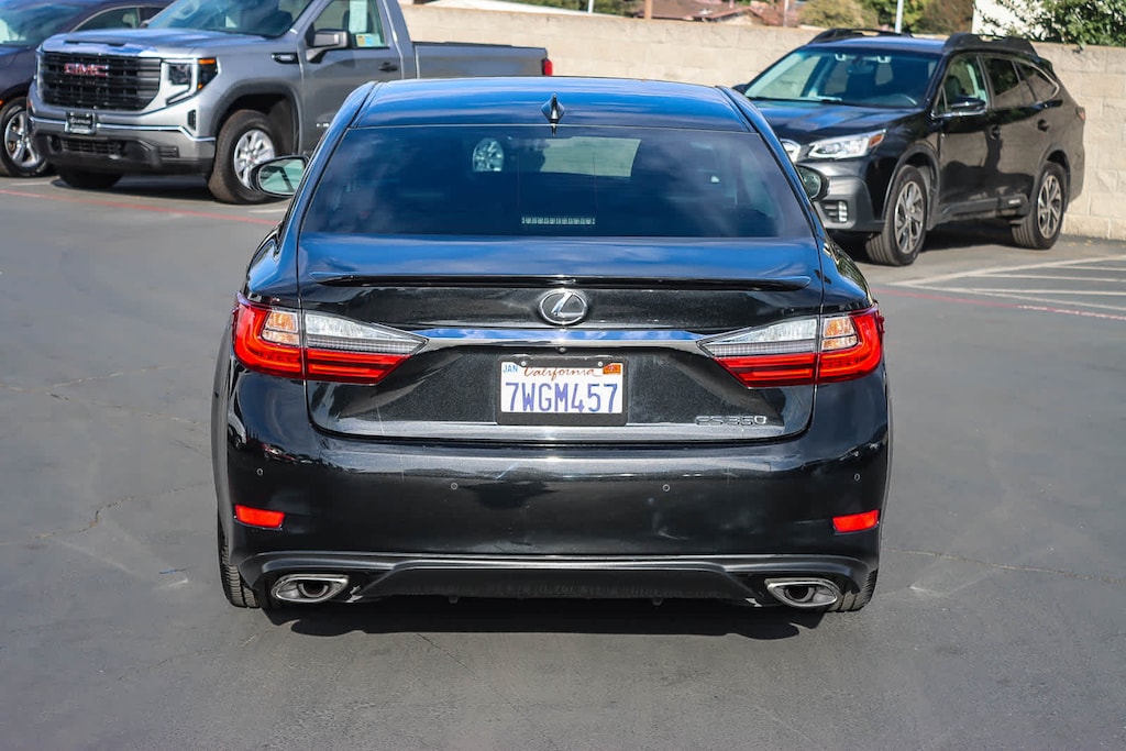 Used 2017 Lexus ES 350  Sedan
