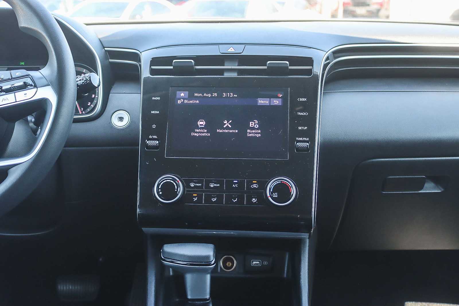 Thumbnail: 2022 Hyundai Tucson - 11