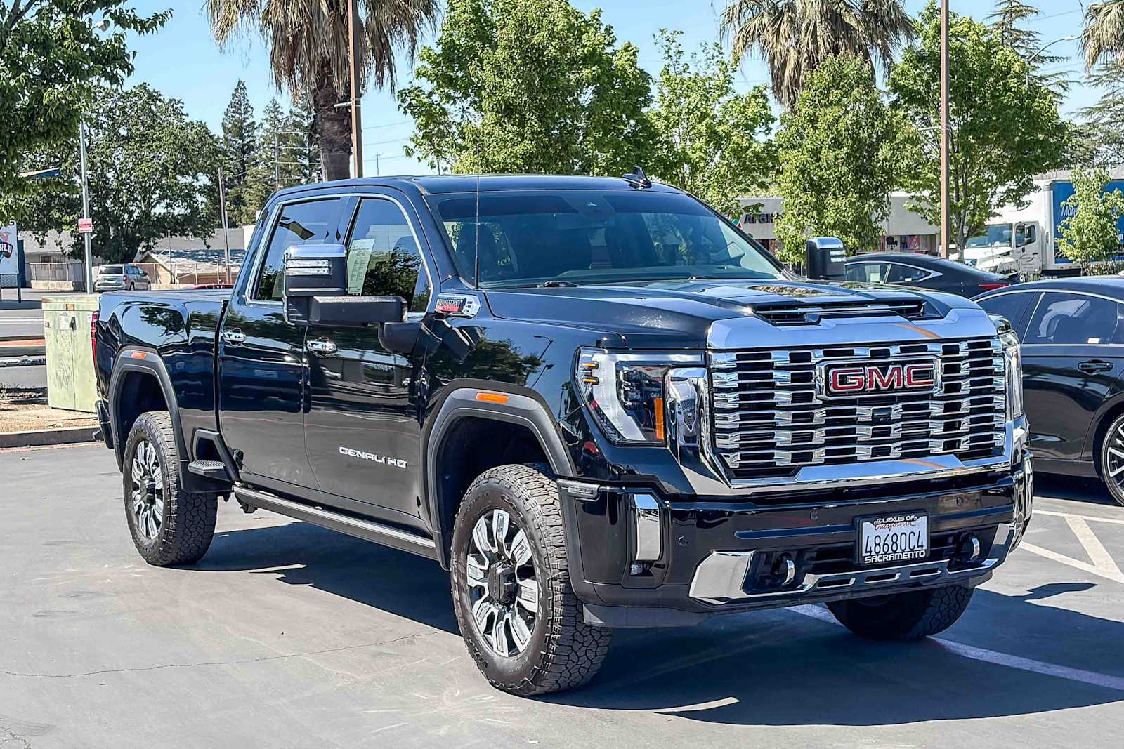 2025 GMC Sierra 2500 HD Denali photo 4