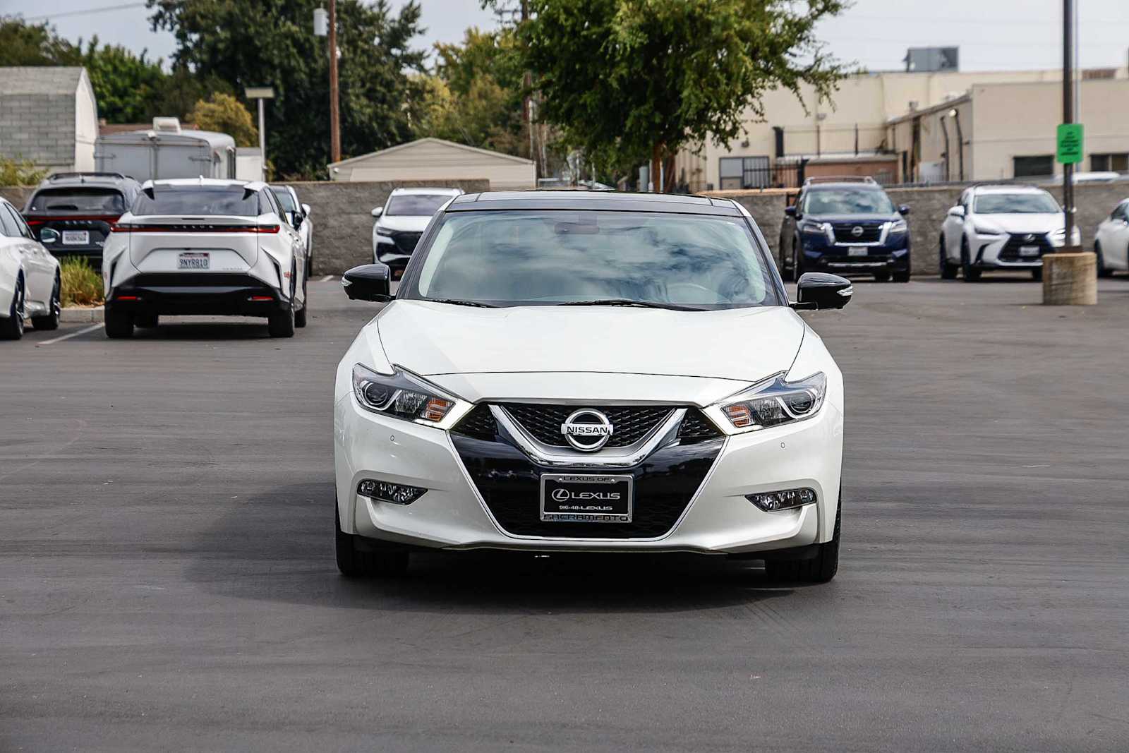 Thumbnail: 2017 Nissan Maxima - 6