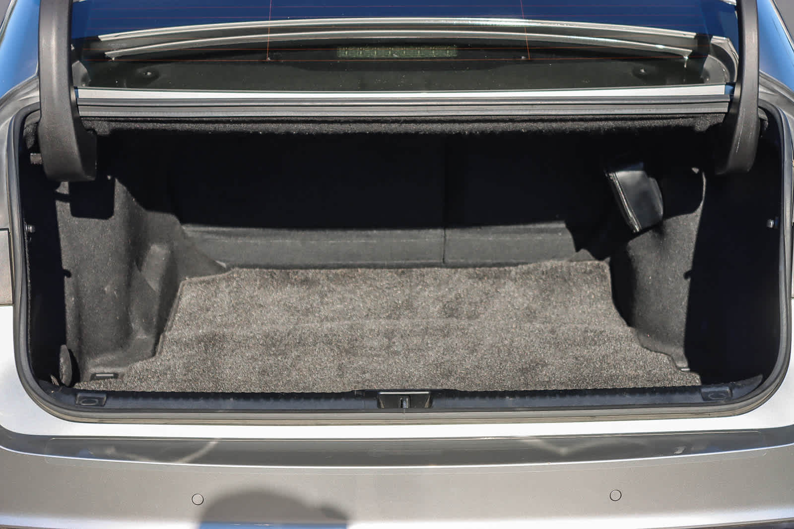 Thumbnail: 2021 Lexus IS - 26