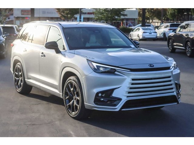 Thumbnail: 2026 Lexus TX - 5