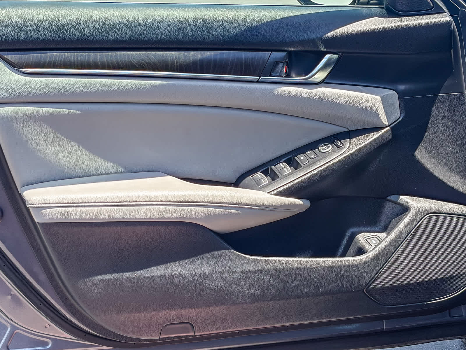 Thumbnail: 2020 Honda Accord - 19