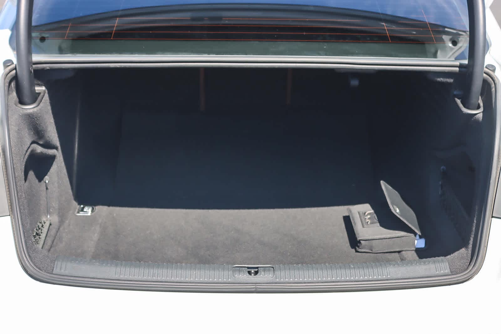Thumbnail: 2019 Audi A4 - 26