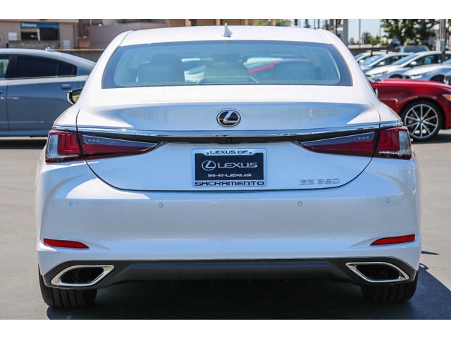 Thumbnail: 2024 Lexus ES - 3