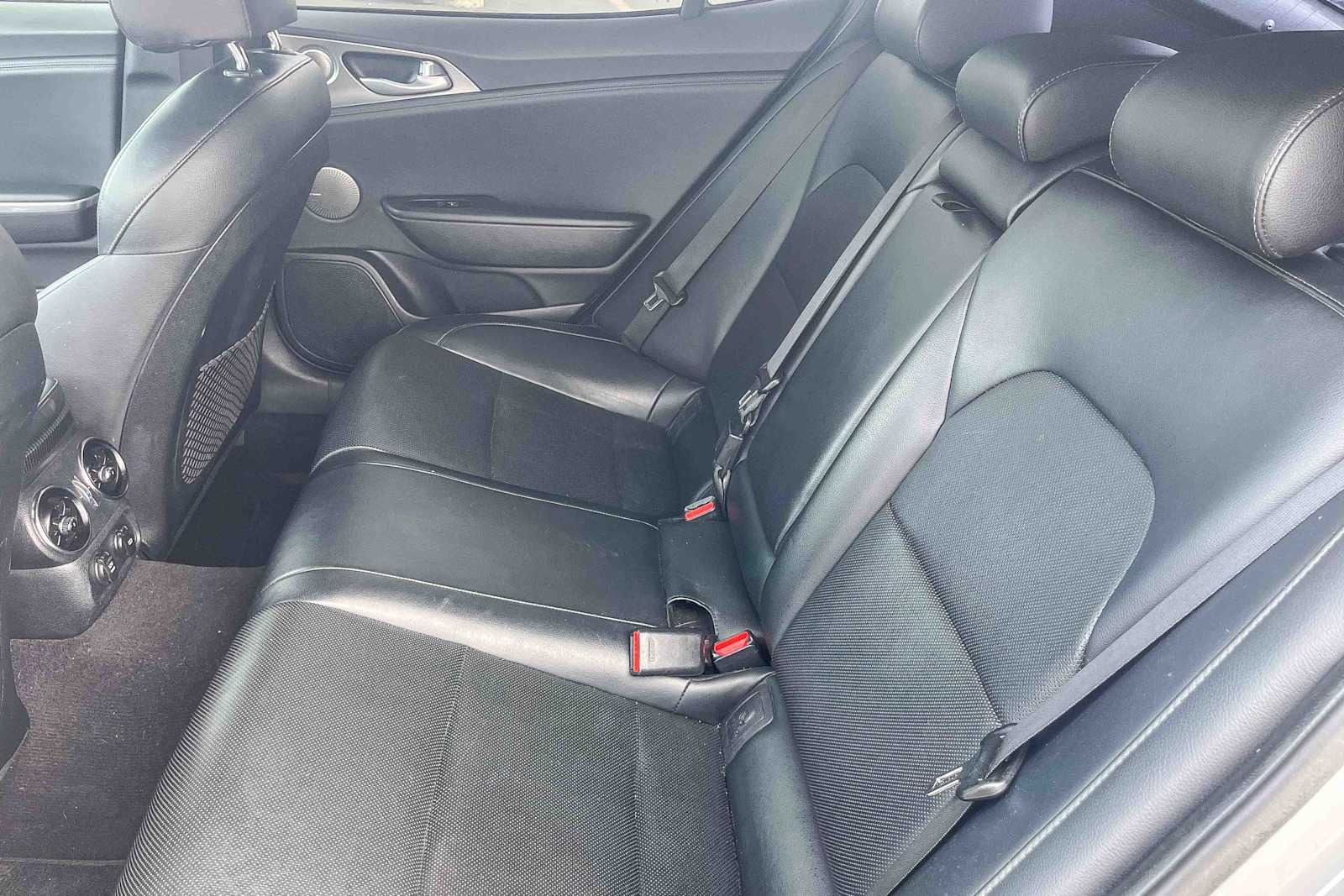 Thumbnail: 2019 Kia Stinger - 17