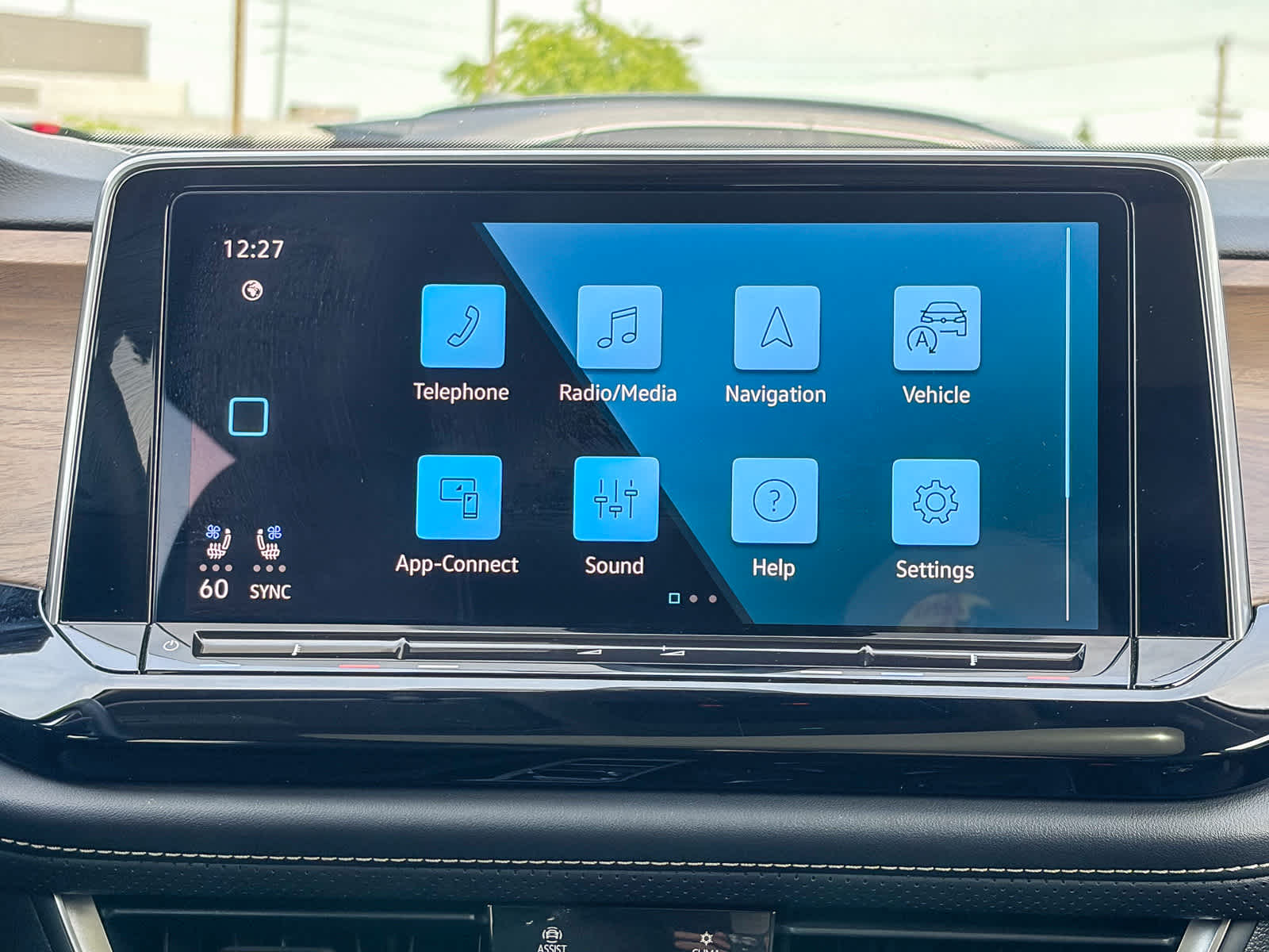 Thumbnail: 2024 Volkswagen Atlas - 13