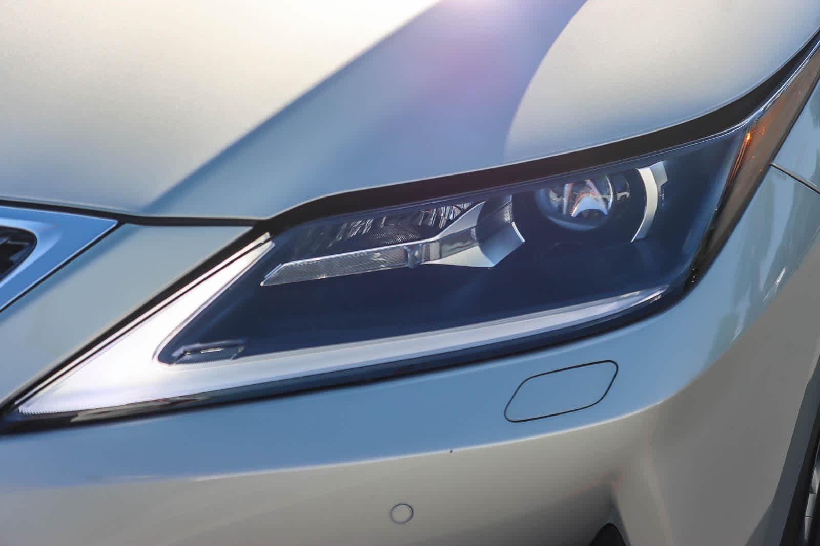 Thumbnail: 2020 Lexus RX - 7