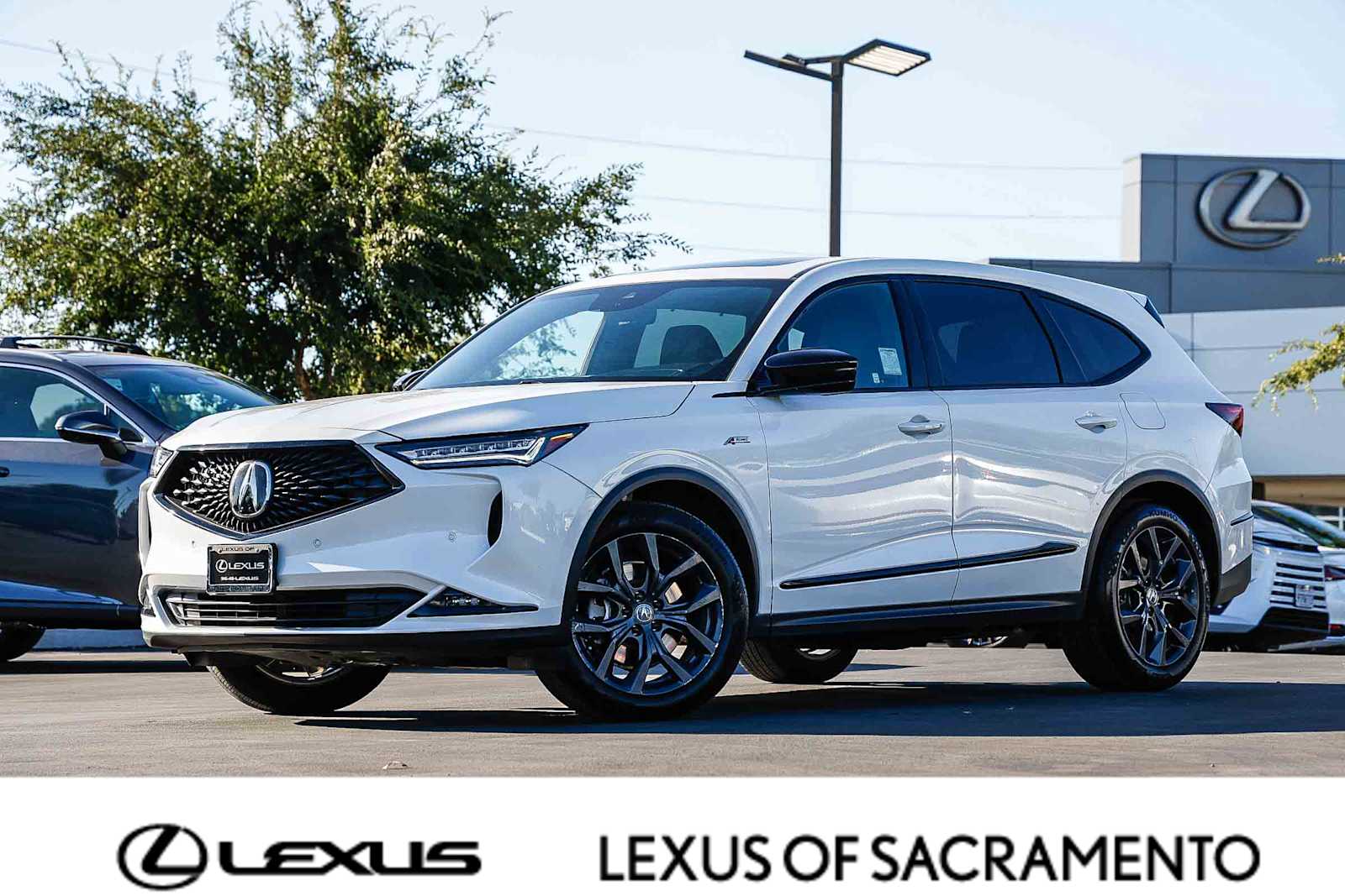 Thumbnail: 2022 Acura MDX - 1