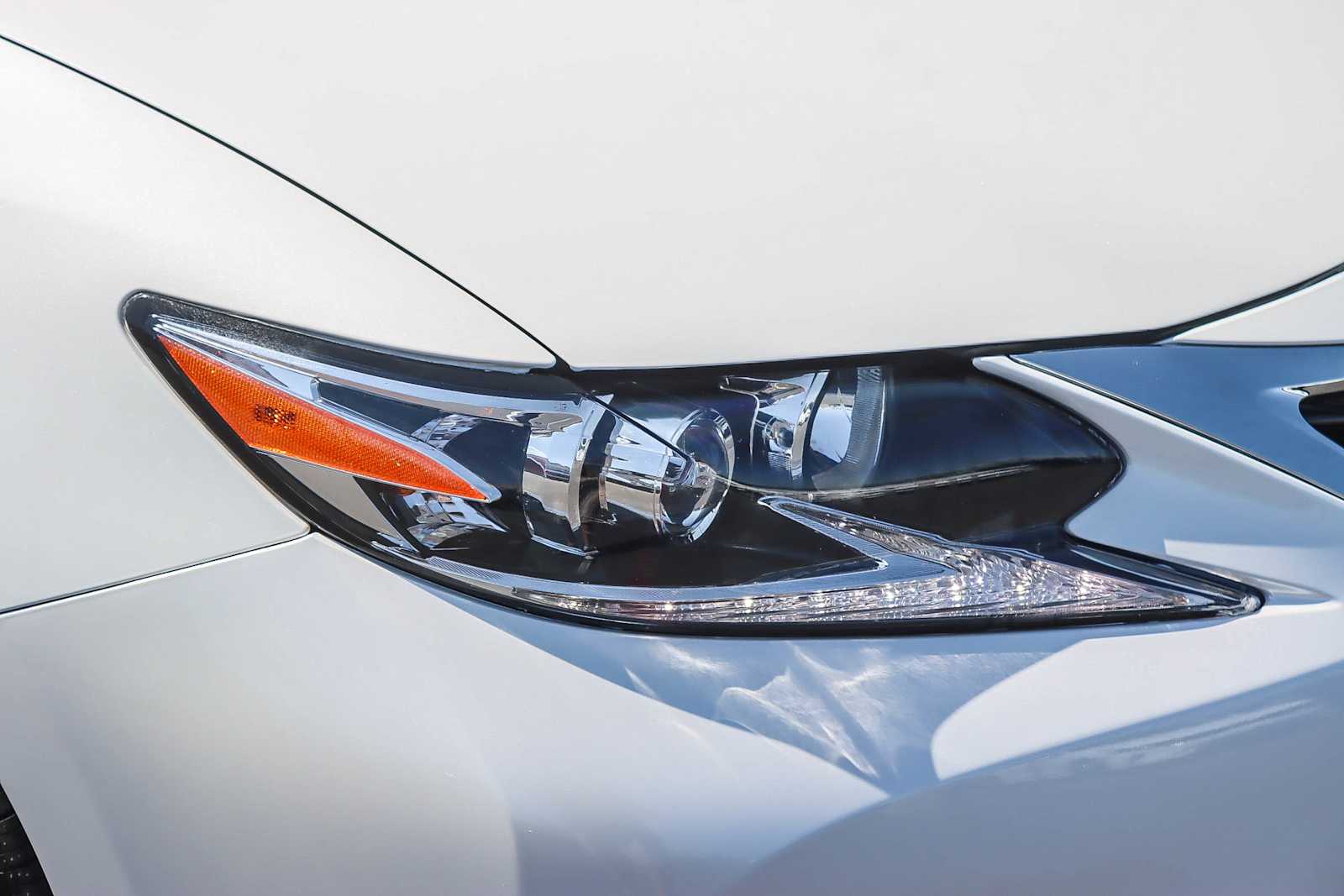 Thumbnail: 2017 Lexus ES - 7