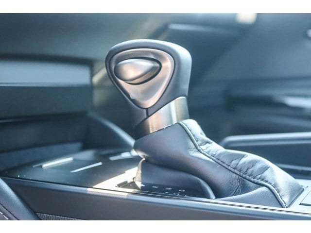 Thumbnail: 2025 Lexus ES - 23