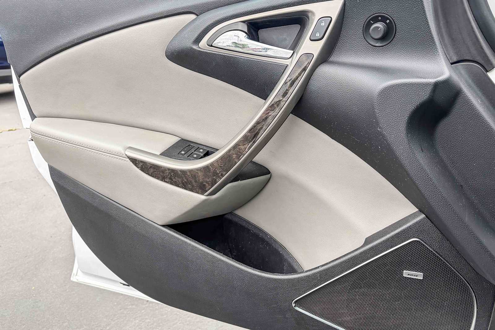 Thumbnail: 2015 Buick Verano - 19