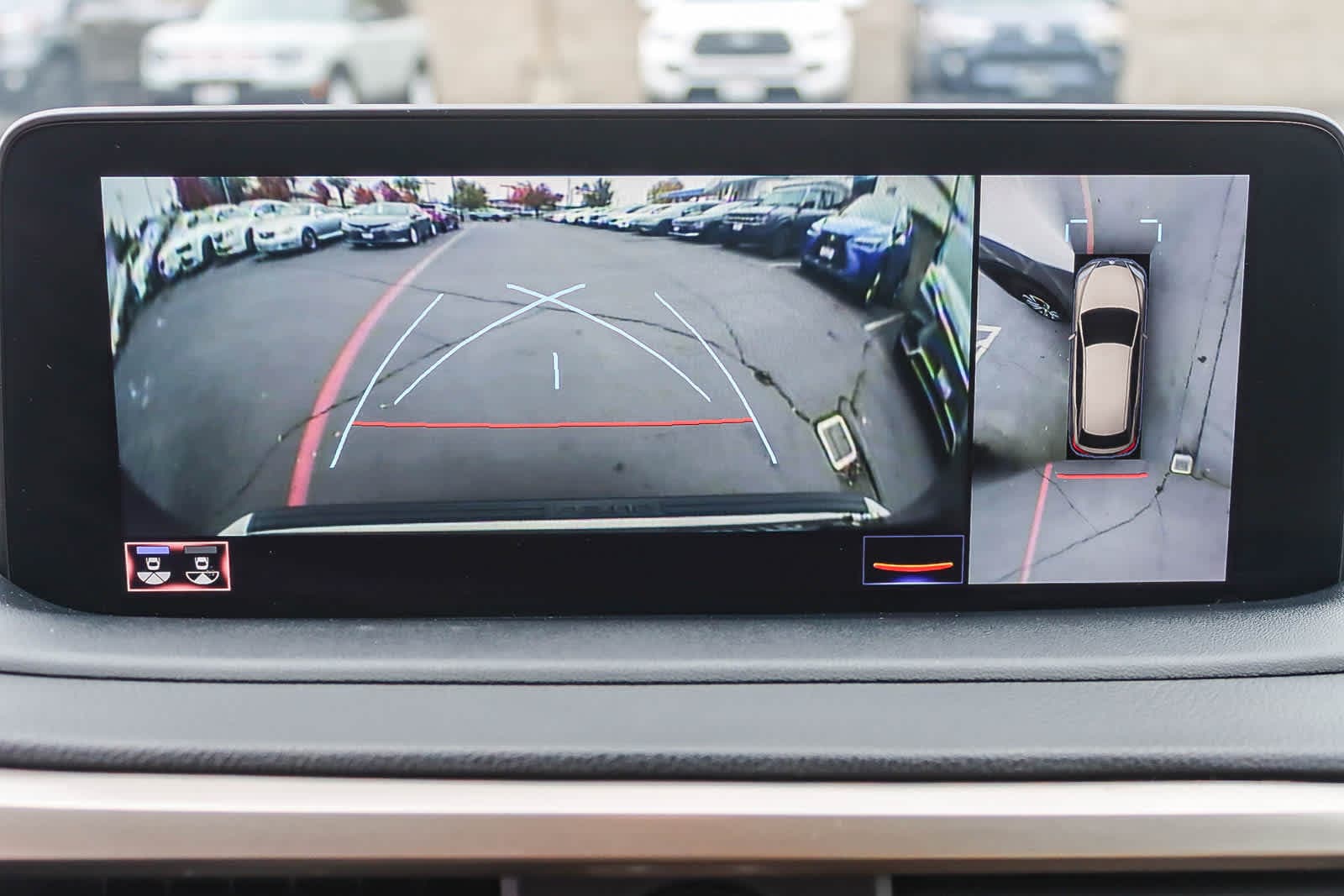 Thumbnail: 2021 Lexus RX - 24