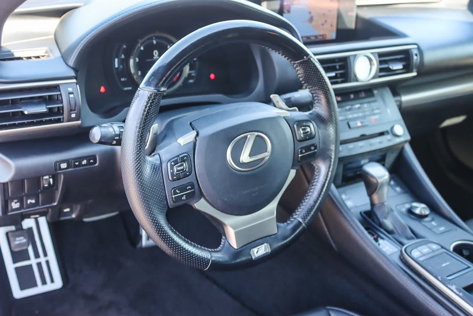 Thumbnail: 2016 Lexus RC - 14