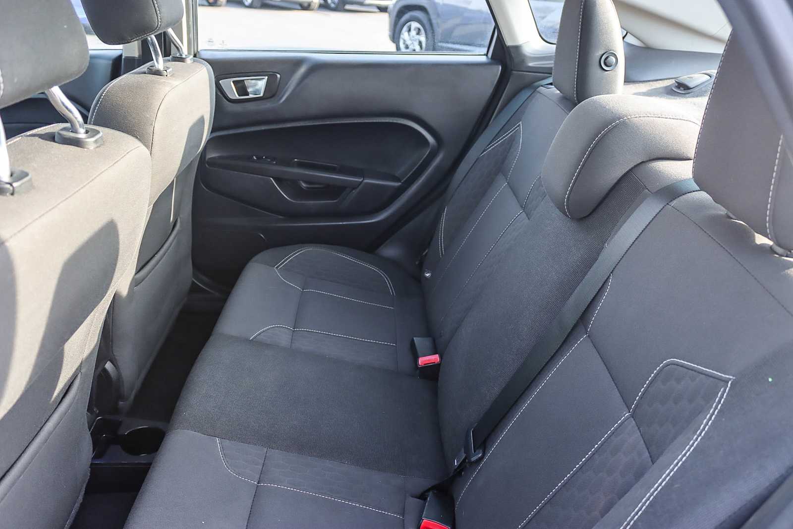 Thumbnail: 2016 Ford Fiesta - 17