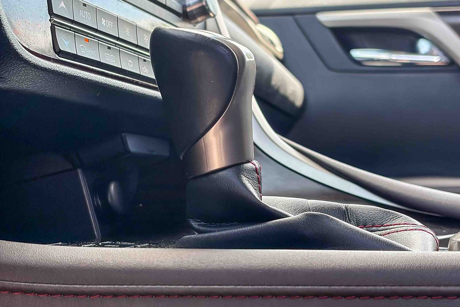 Thumbnail: 2019 Lexus RX - 22