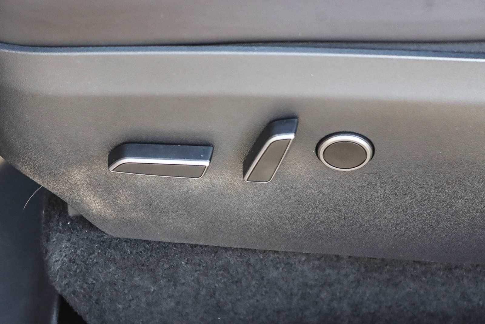 Thumbnail: 2023 Tesla Model Y - 19