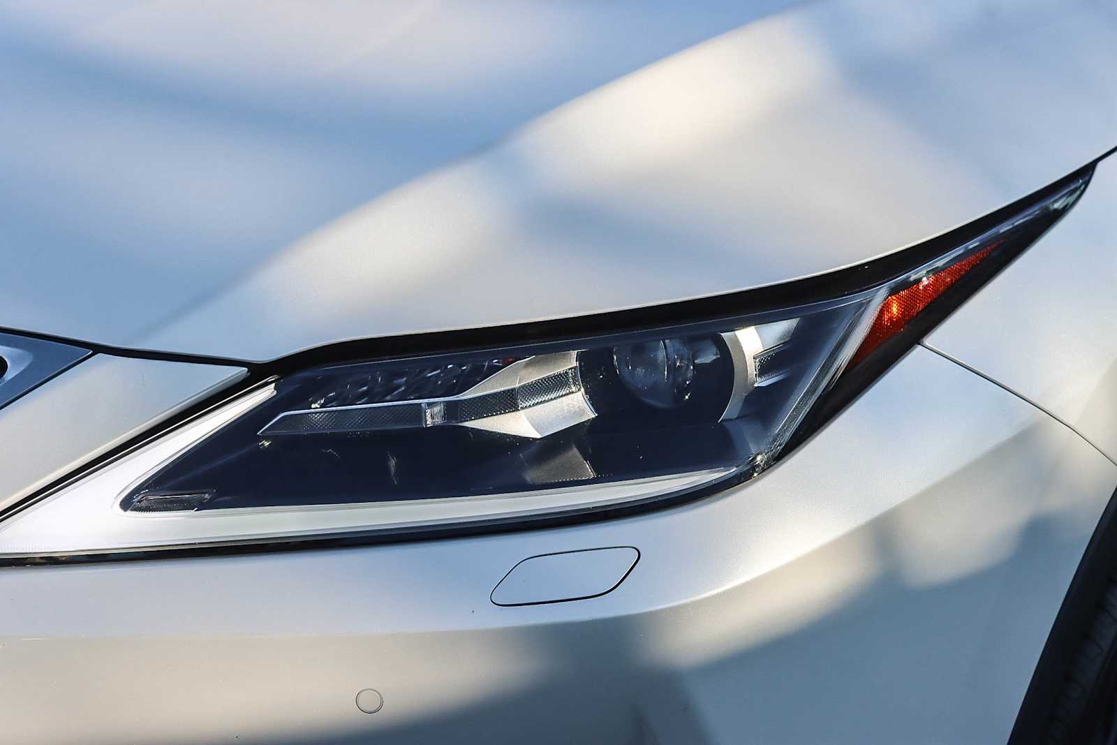 Thumbnail: 2020 Lexus RX - 7