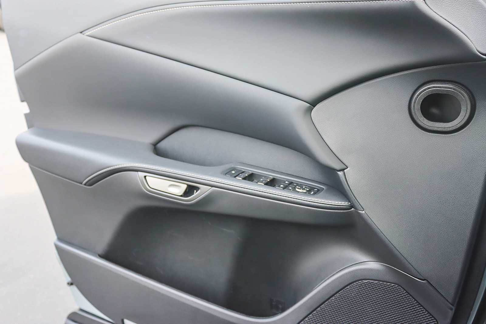 Thumbnail: 2025 Lexus RX - 20