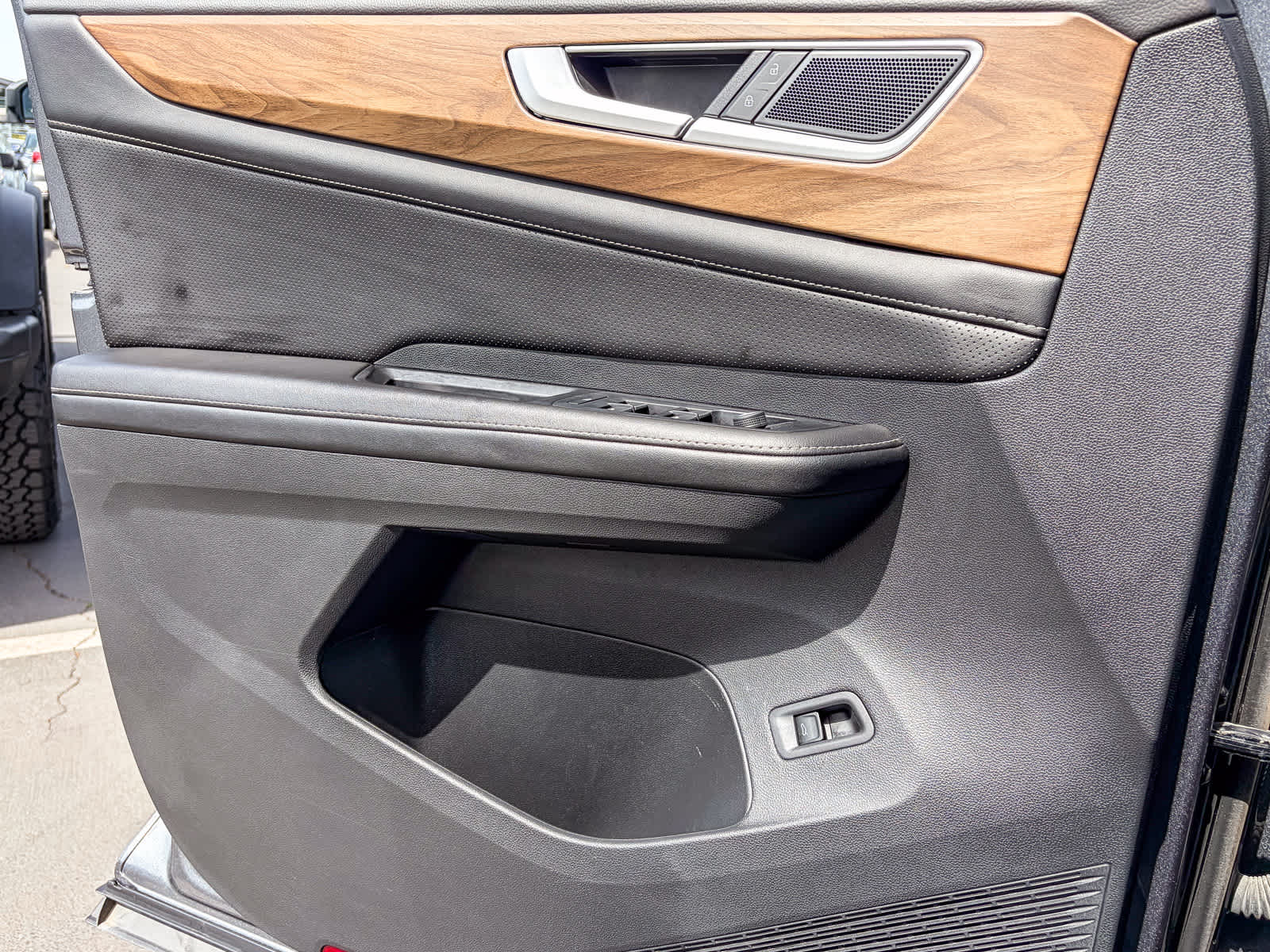 Thumbnail: 2024 Volkswagen Atlas - 20