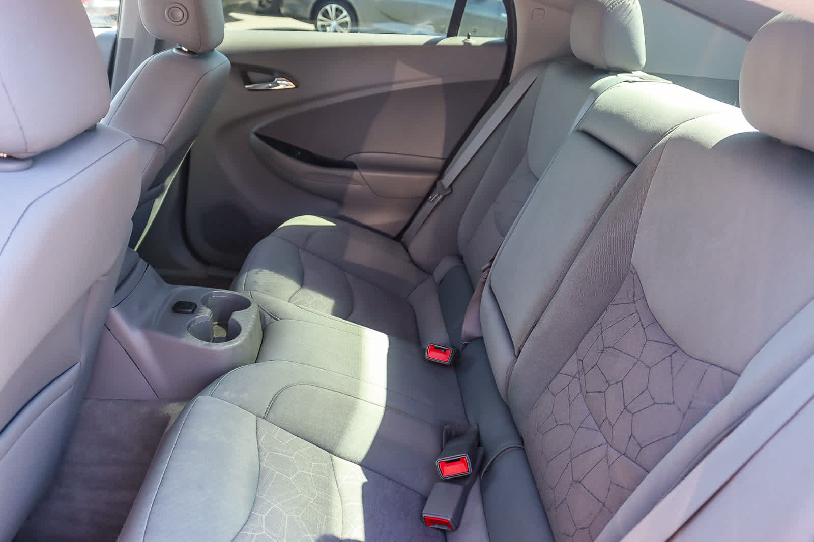 Thumbnail: 2016 Chevrolet Volt - 17