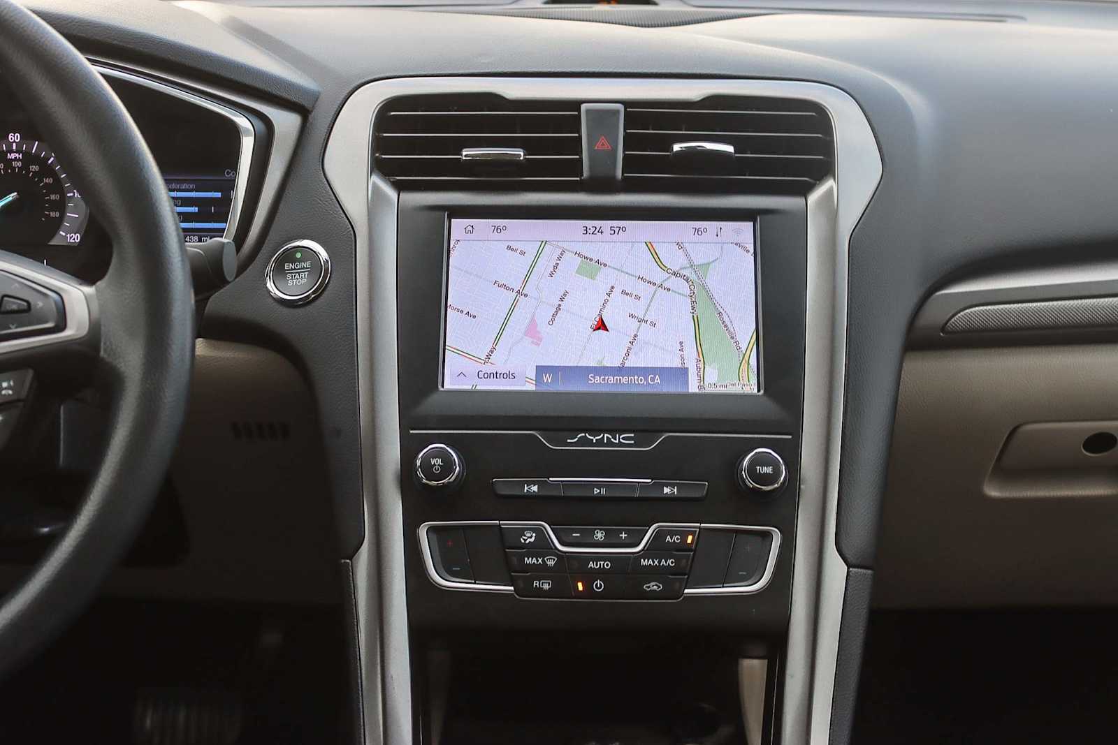 Thumbnail: 2020 Ford Fusion - 12