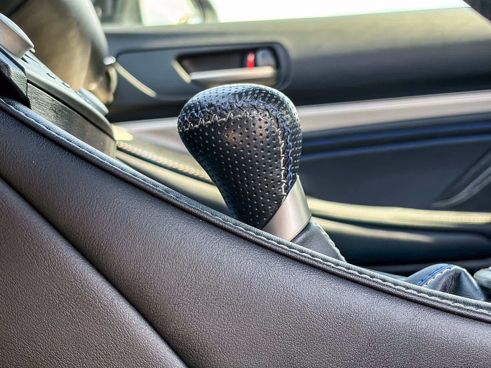 Thumbnail: 2017 Lexus RC - 21