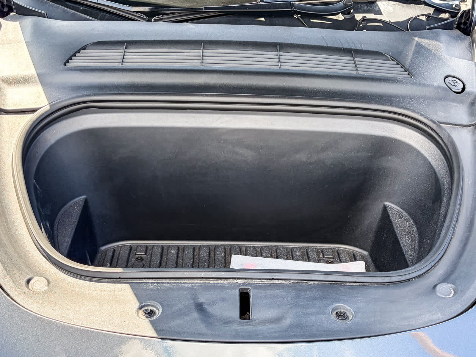 Thumbnail: 2022 Tesla Model Y - 25