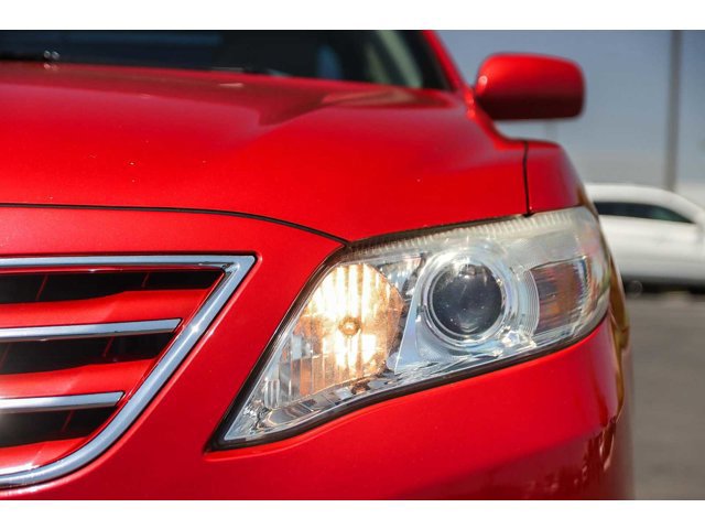 2010 Toyota Camry XLE 7