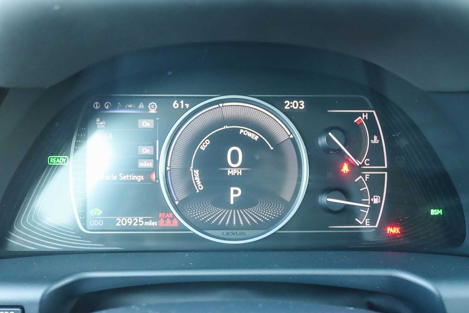 Thumbnail: 2025 Lexus ES - 23