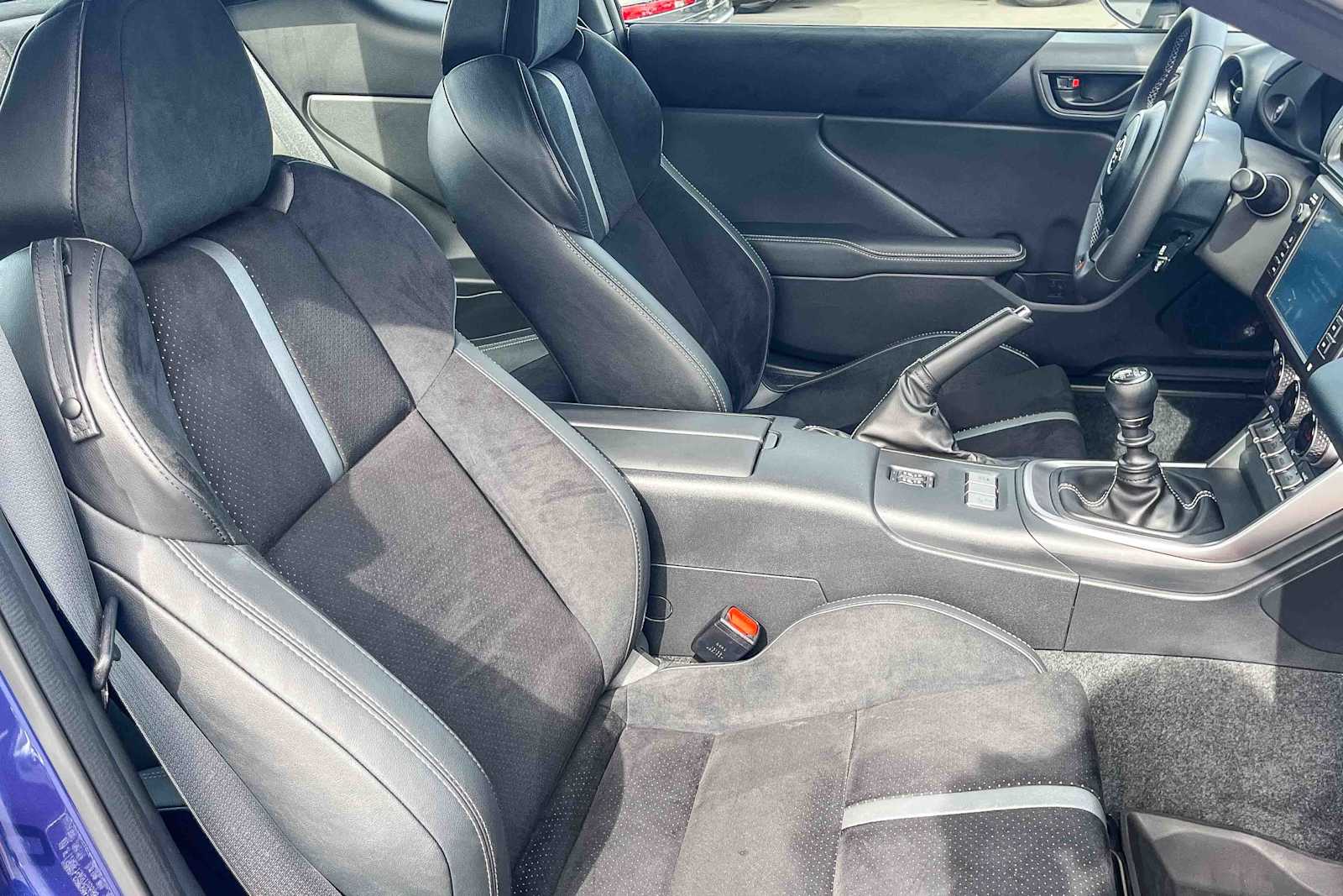 Thumbnail: 2024 Toyota GR86 - 15