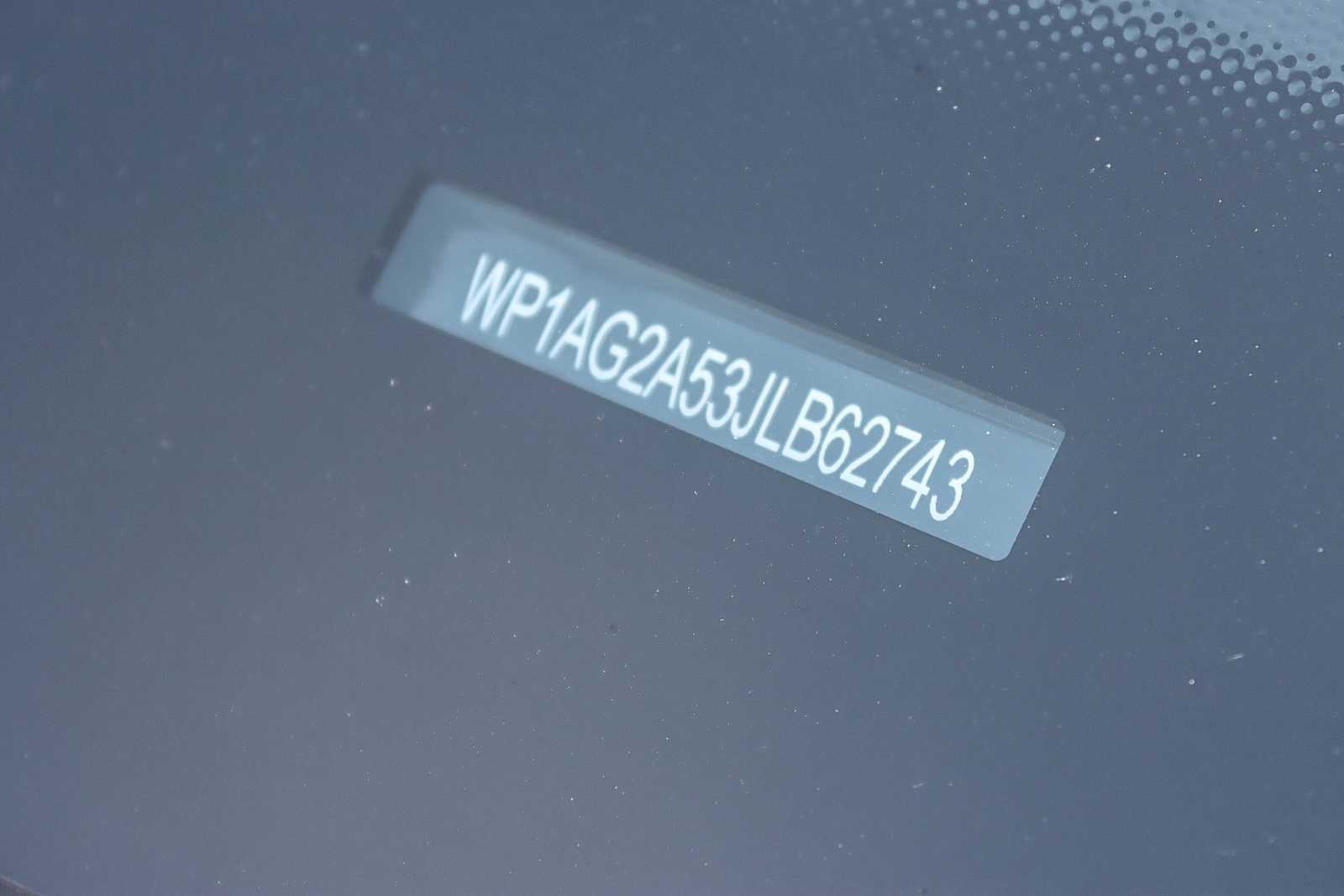 Thumbnail: 2018 Porsche Macan - 26