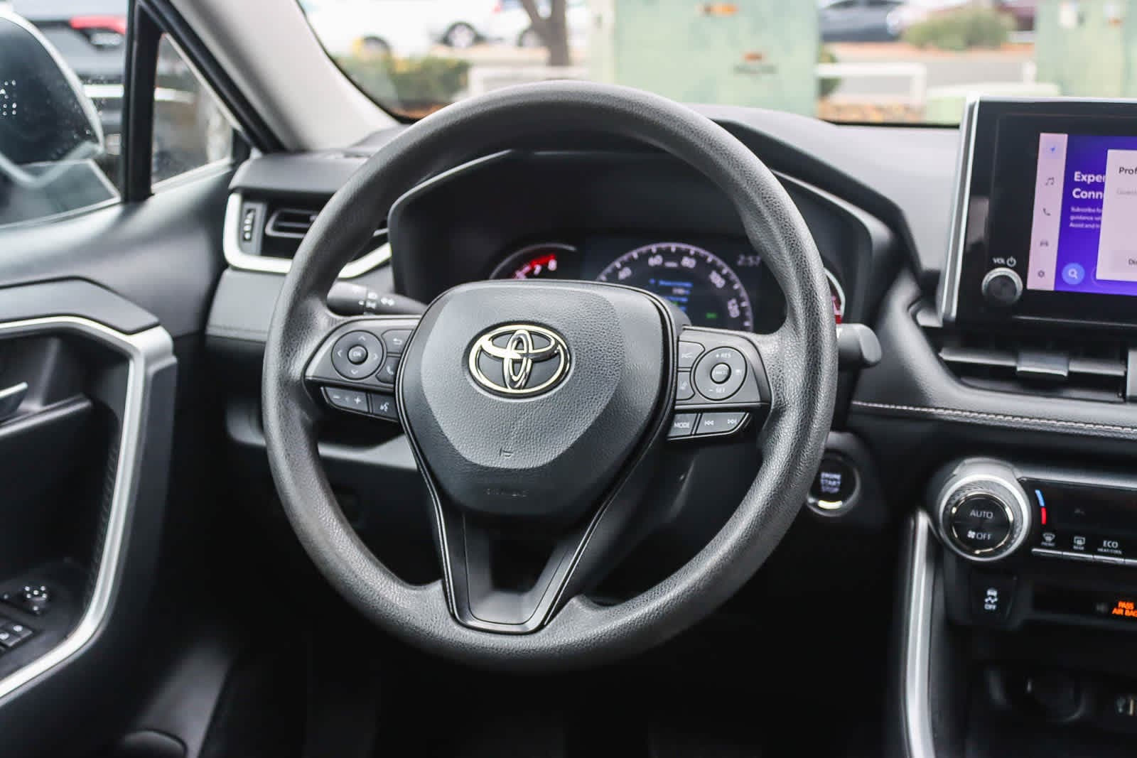 Thumbnail: 2023 Toyota RAV4 - 14