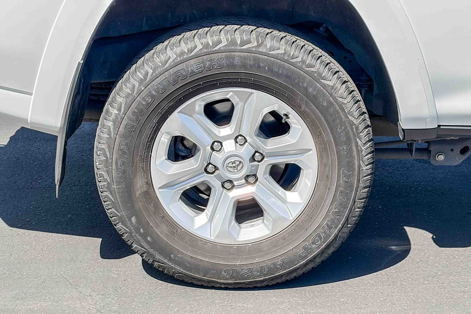 Thumbnail: 2024 Toyota 4Runner - 10
