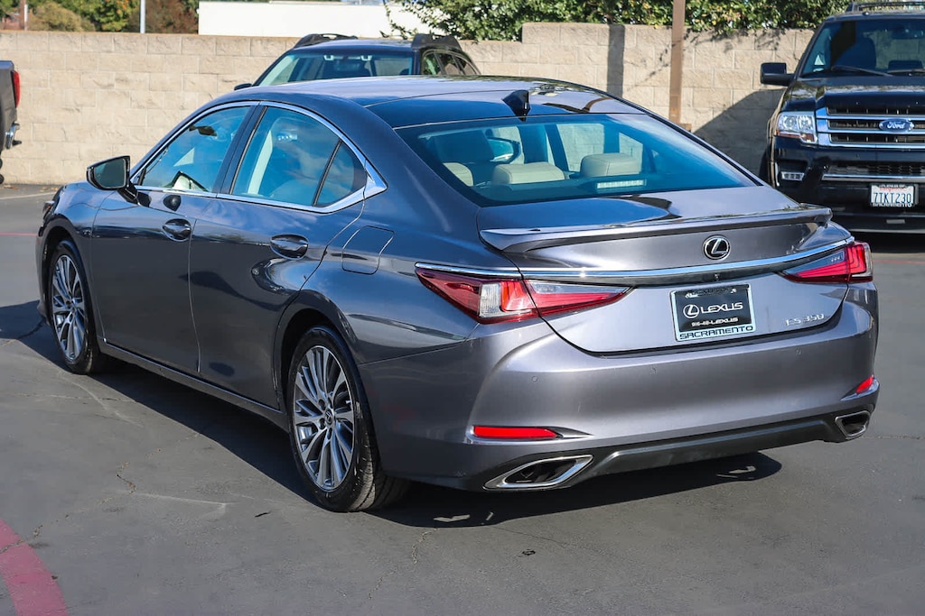 Used 2021 Lexus ES 350  Sedan