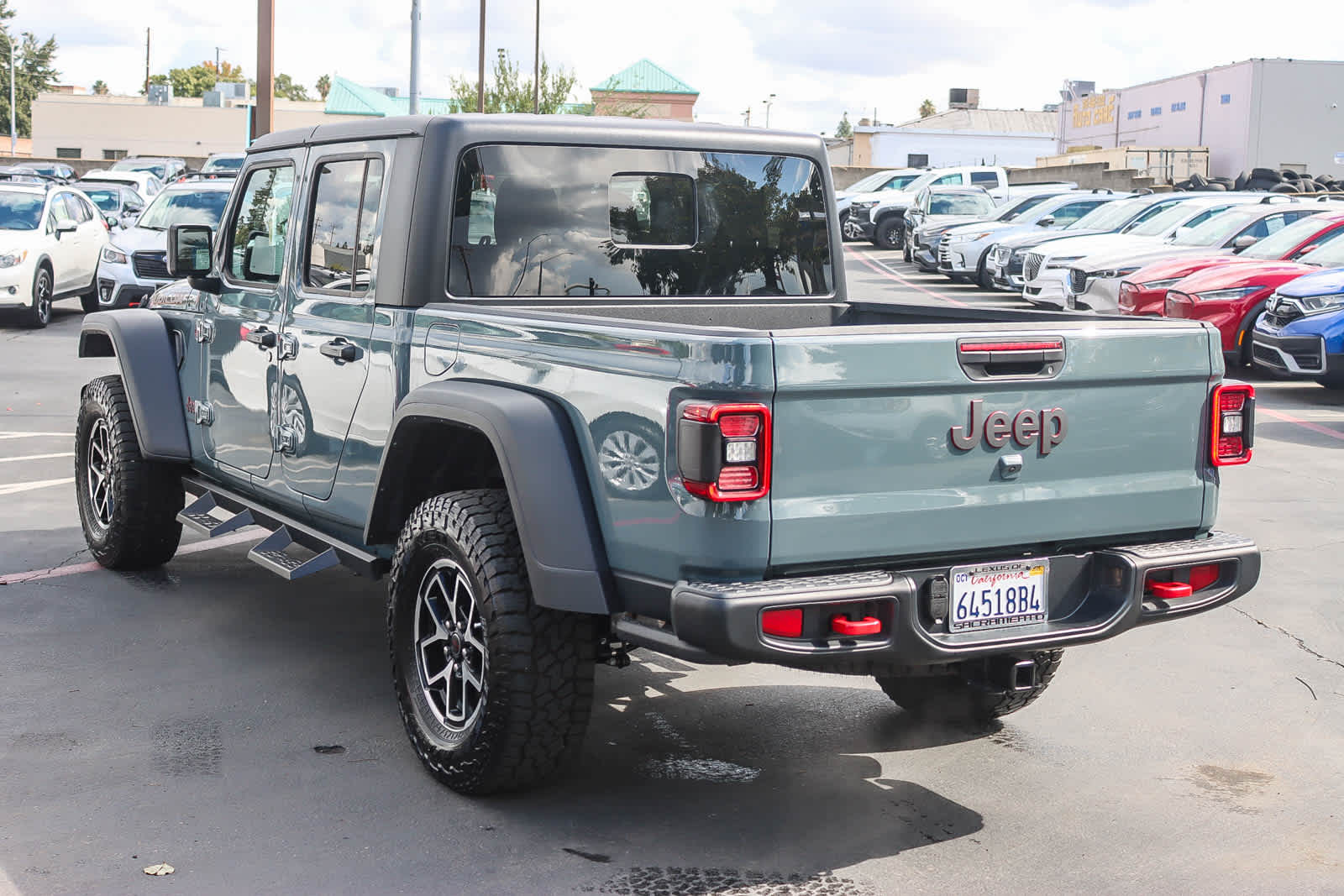 Thumbnail: 2024 Jeep Gladiator - 2