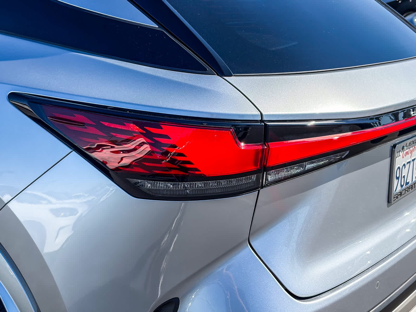 2023 LEXUS RX 350 Premium Plus photo 3