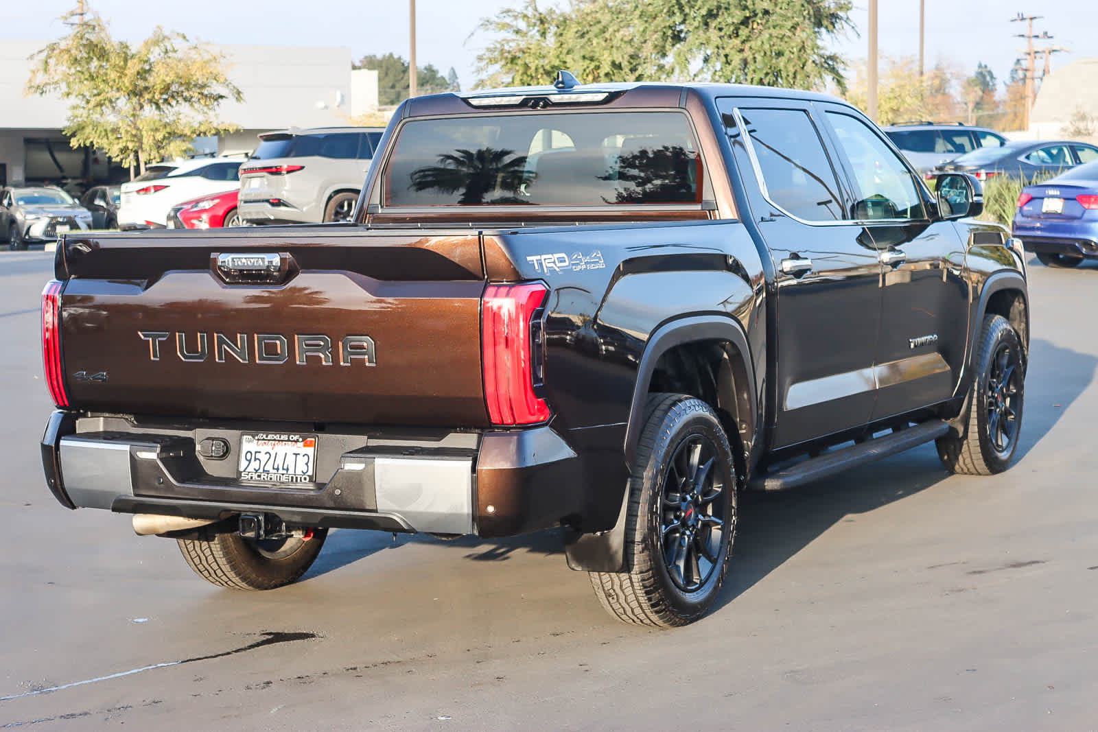 Thumbnail: 2023 Toyota Tundra - 6