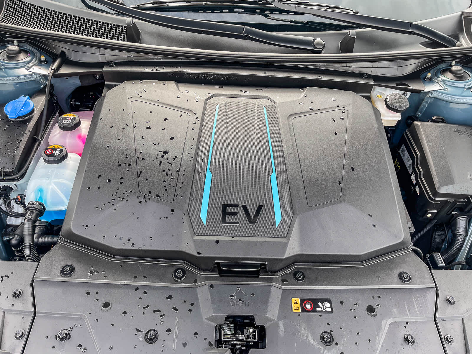 Thumbnail: 2022 Hyundai Ioniq 5 - 25