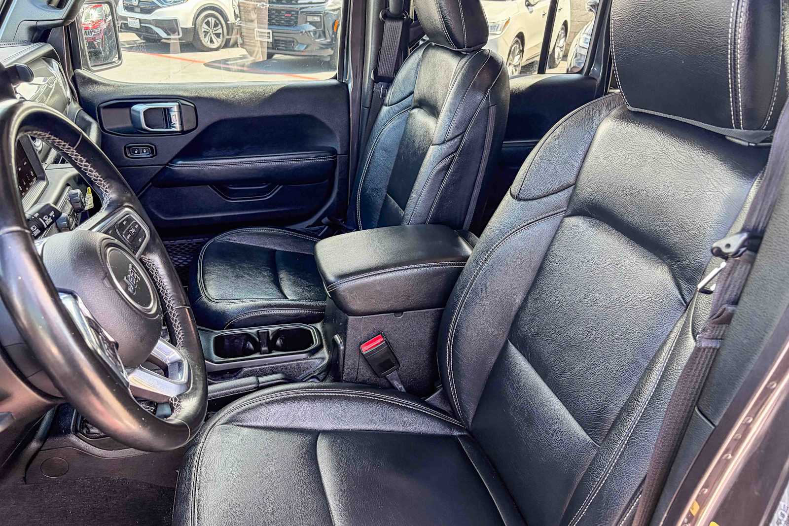 Thumbnail: 2021 Jeep Wrangler - 16